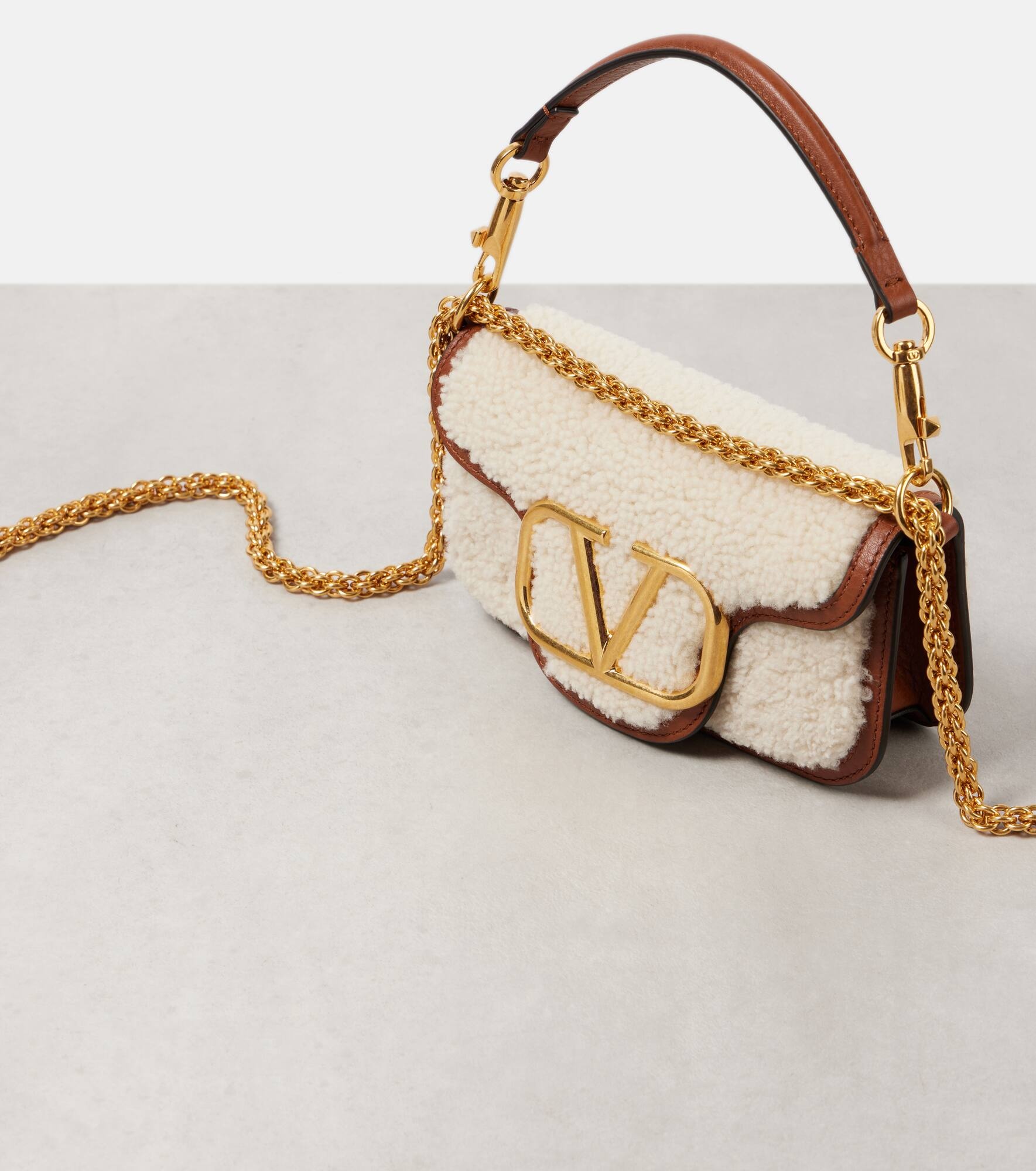 Locò Small shearling and leather shoulder bag - 6