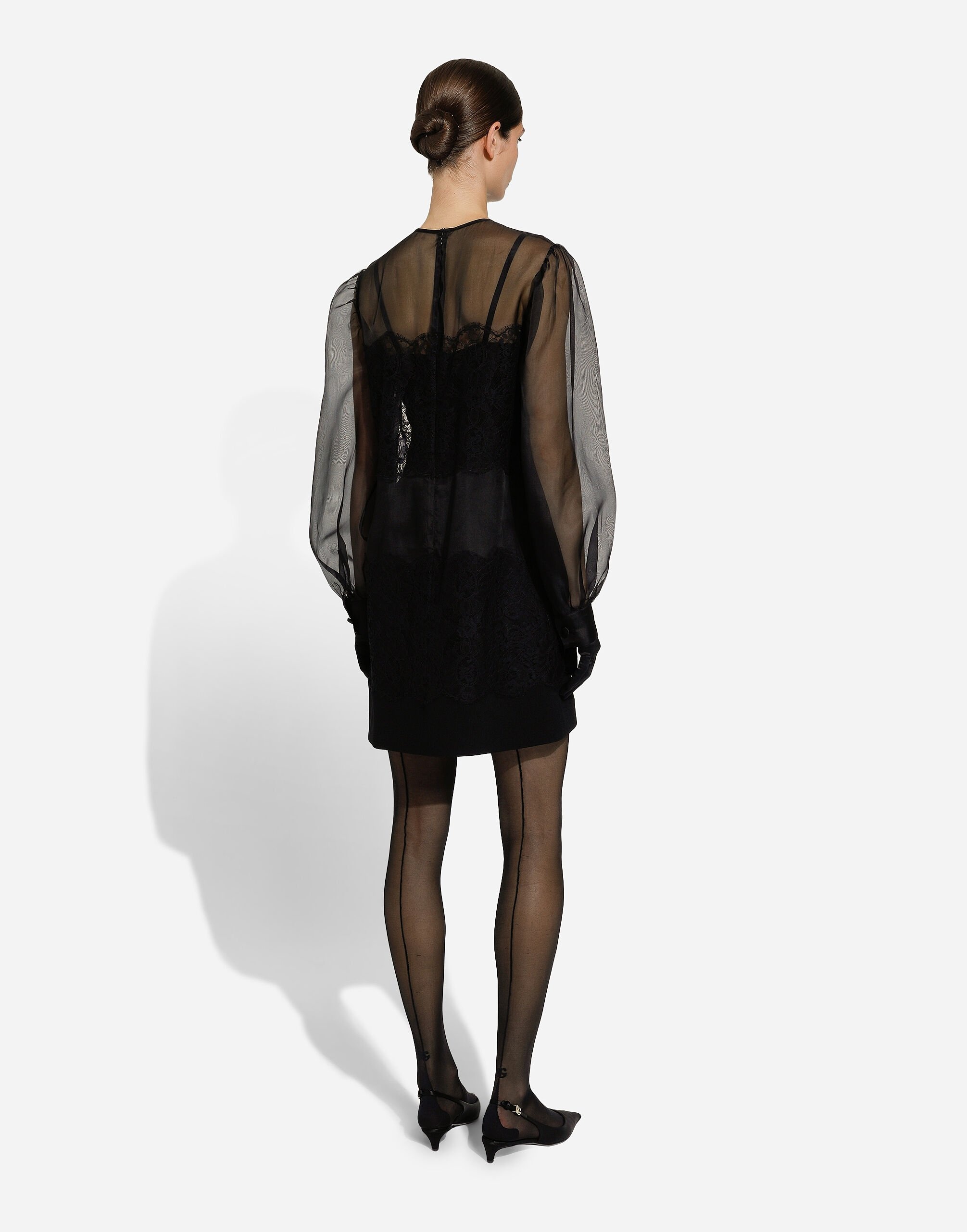 Short organza dress with lace inlay - 4