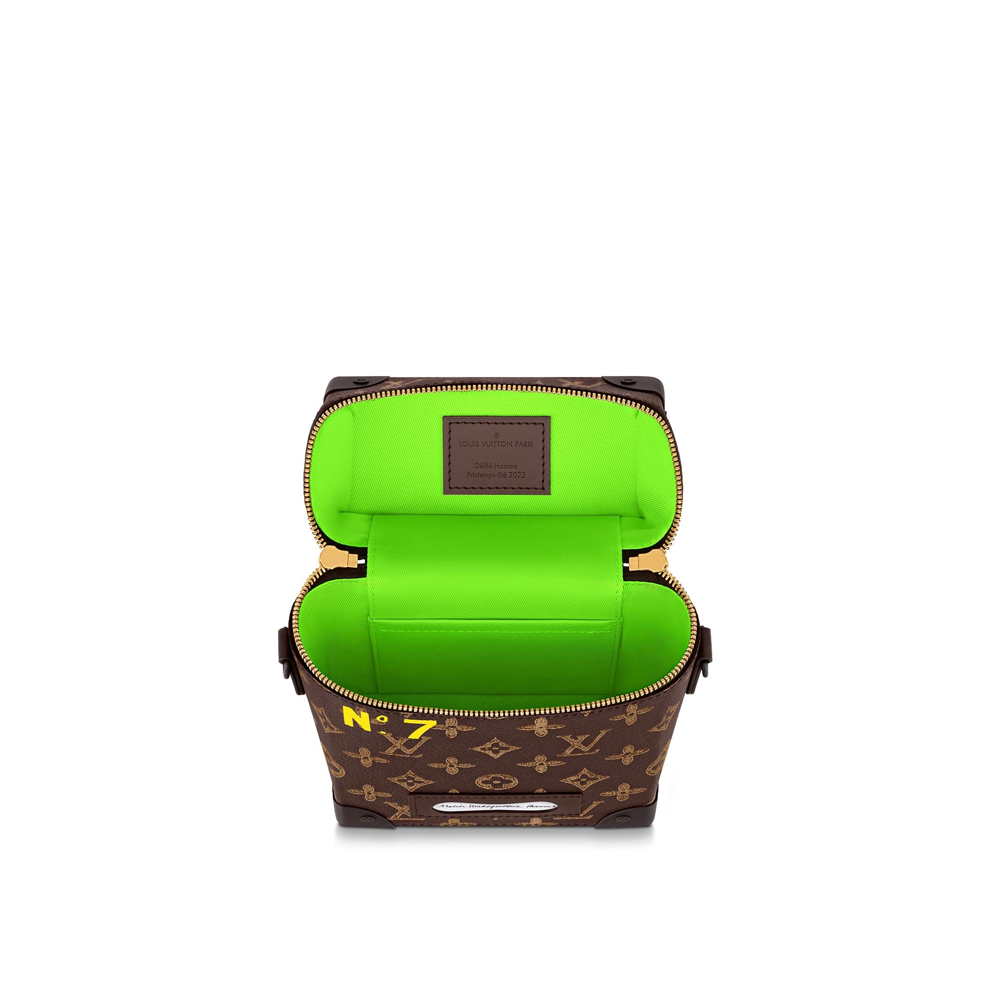 Vertical Box Trunk - 5