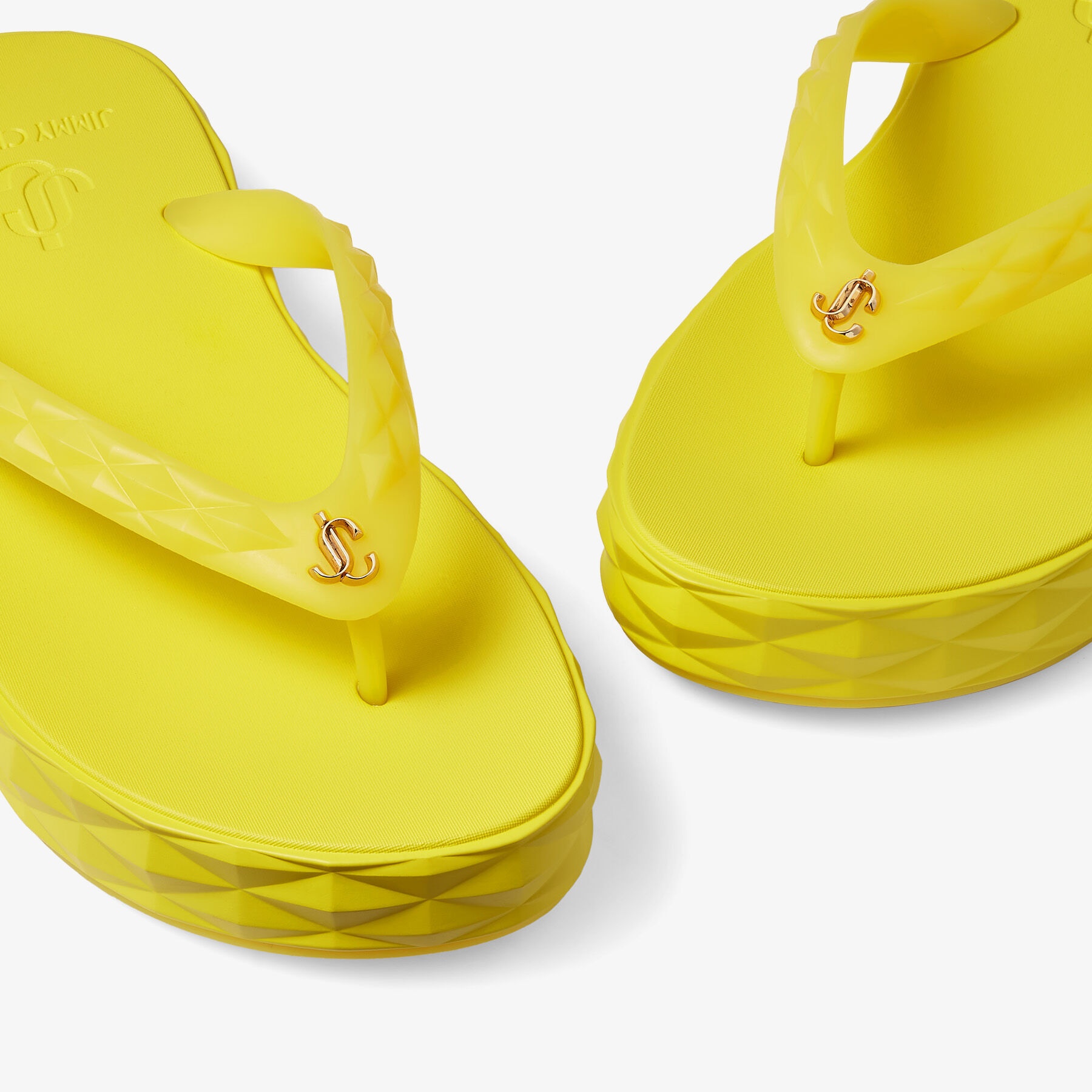 Diamond Flip Flop
Soft Yellow Rubber Flip-Flops - 4