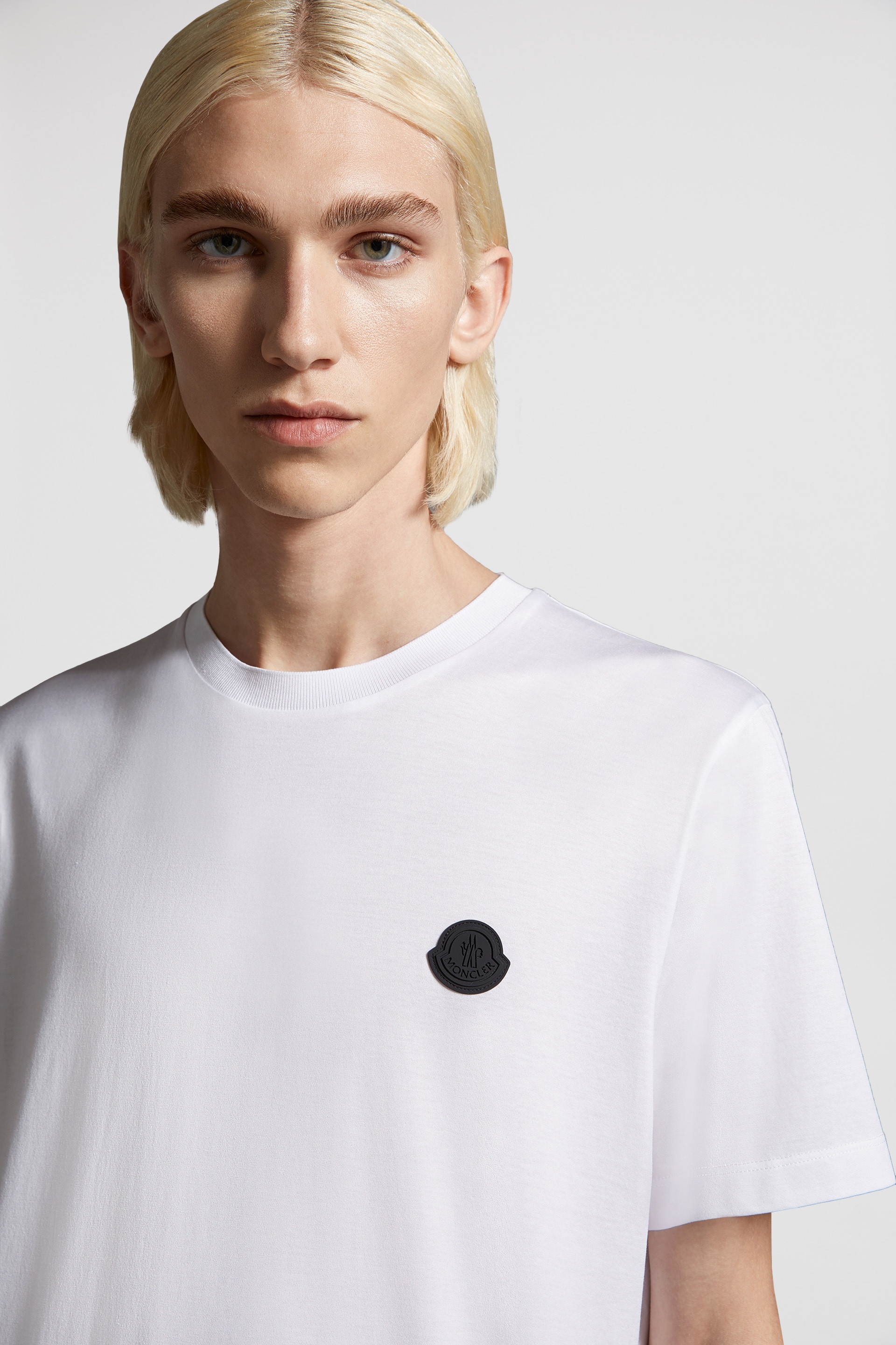 Moncler Vertical Back Logo Cotton T-Shirt | REVERSIBLE