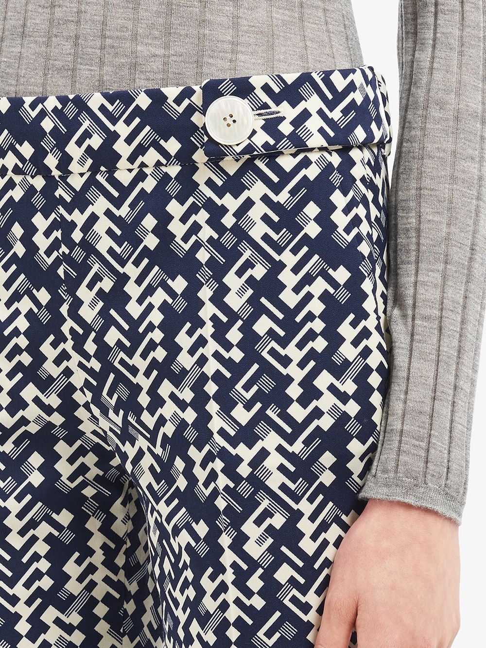 graphic print cropped trousers - 5