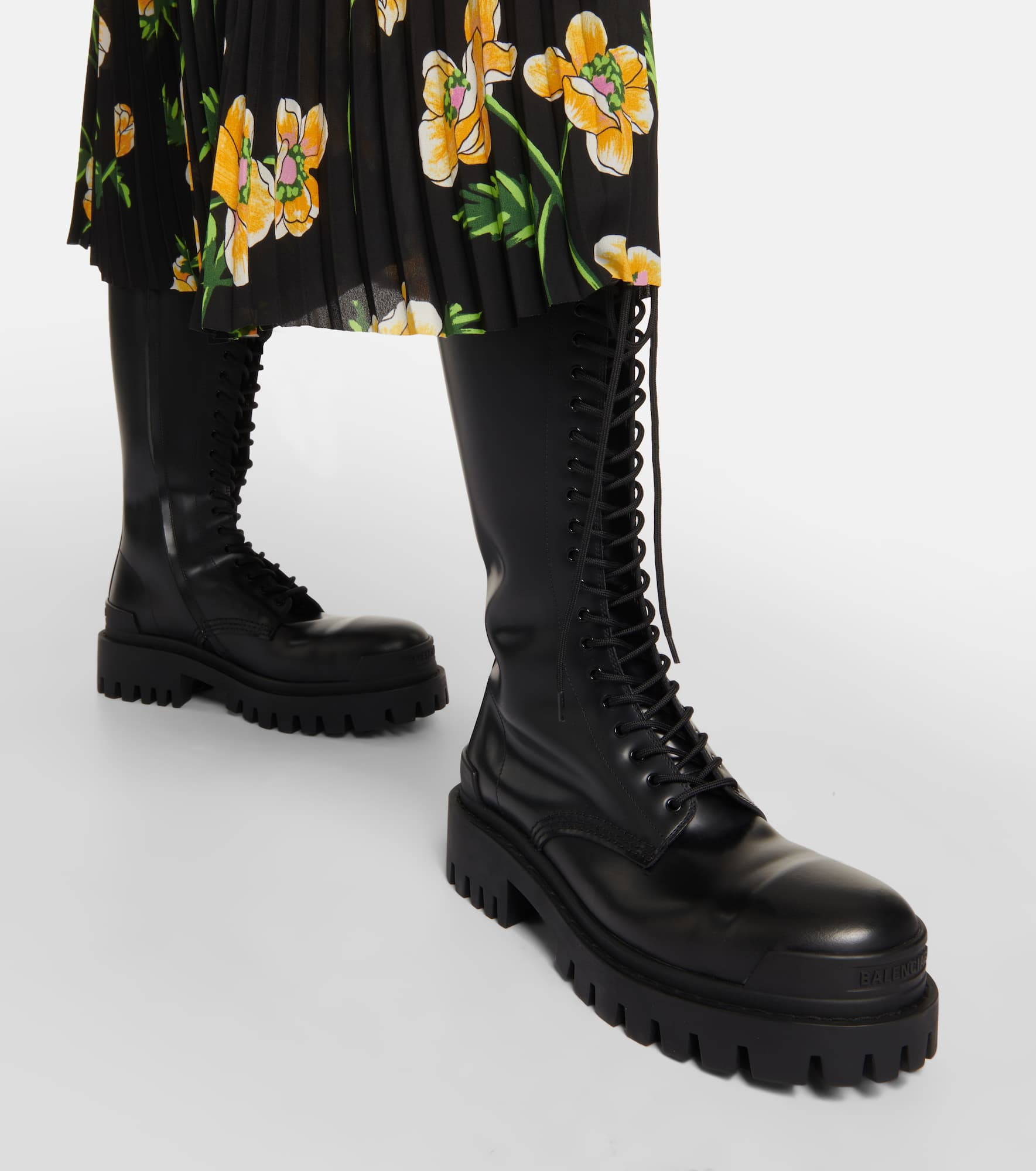 Strike leather lace-up boots - 3