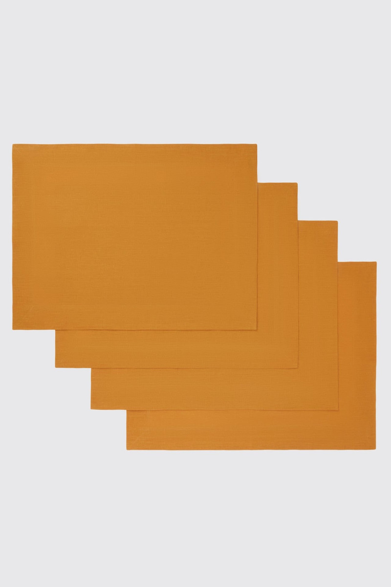 Set of 4 Plain Stitch Placemats in Zafferano Linen 1