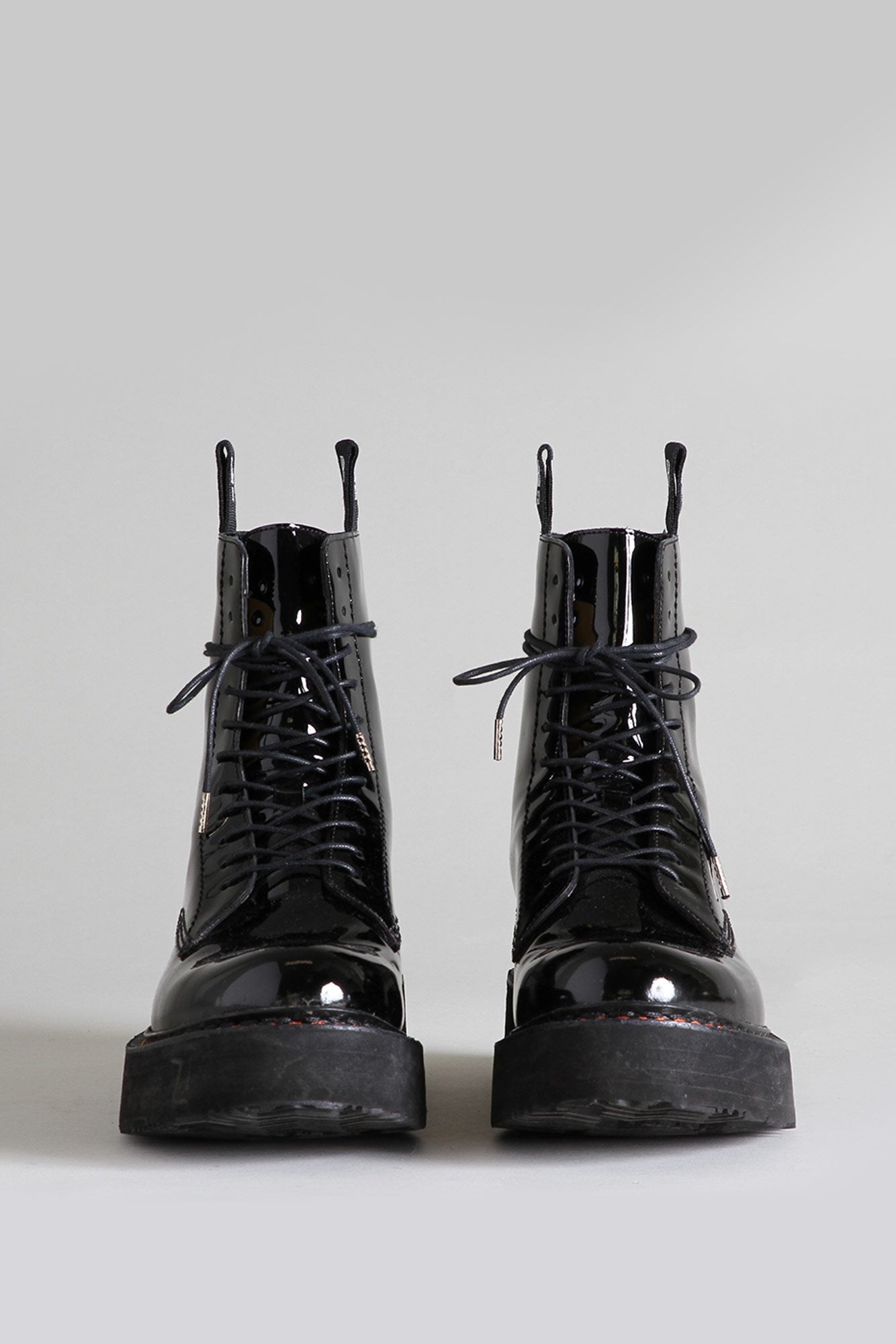 SINGLE STACK BOOT - BLACK PATENT - 2