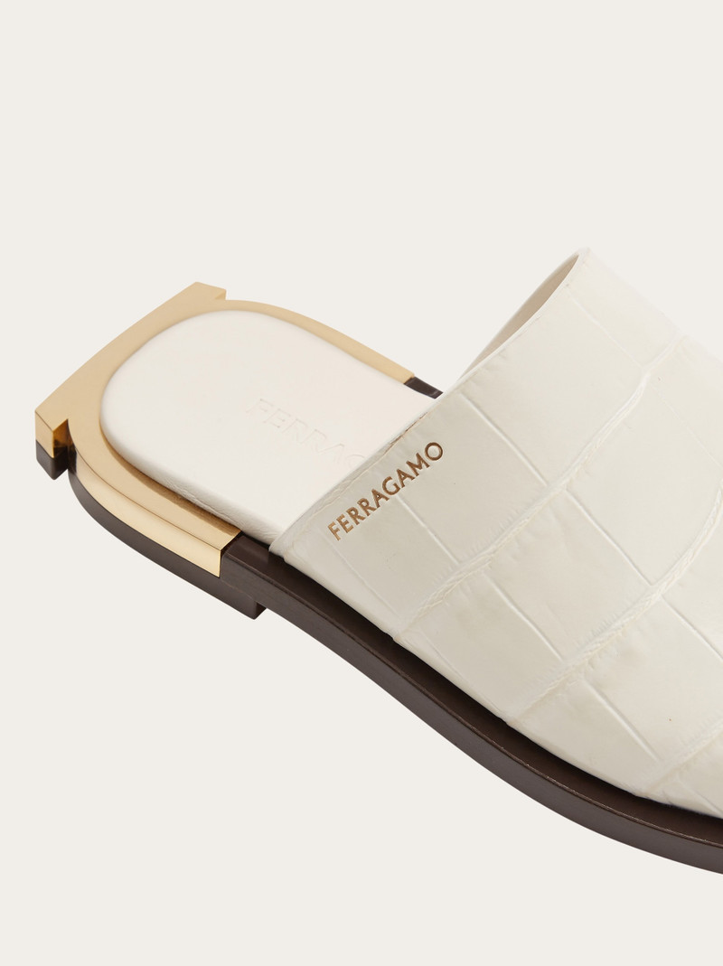 Slide with Gancini heel 6