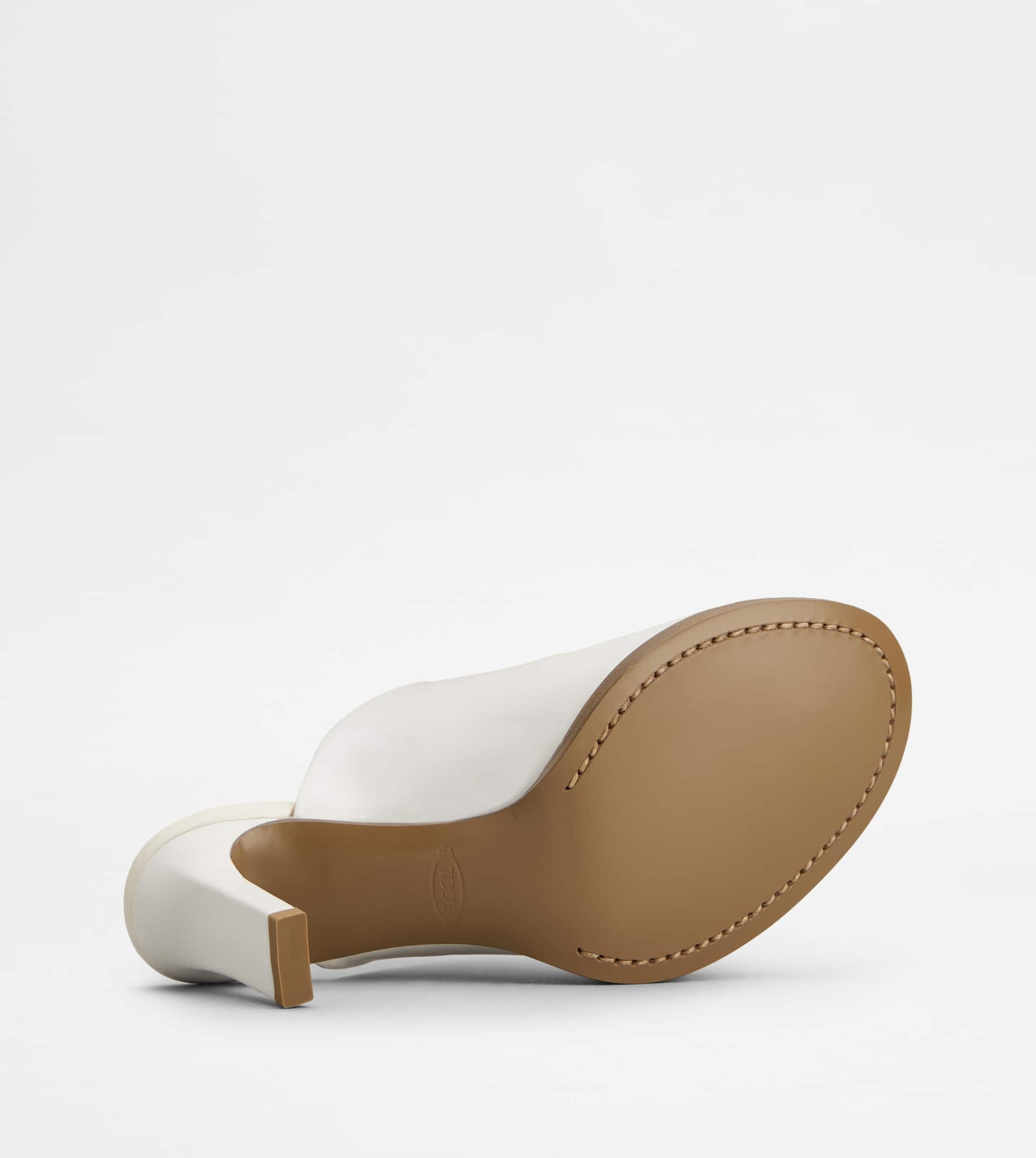 MULES IN LEATHER - WHITE - 4