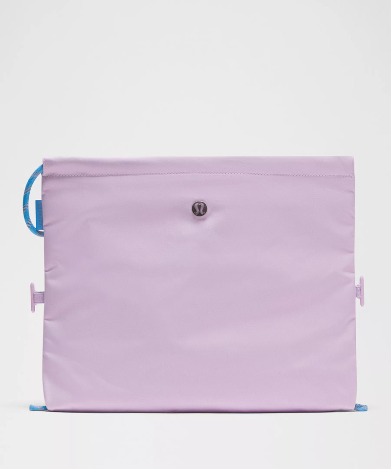 lululemon Convertible Pouch outlook