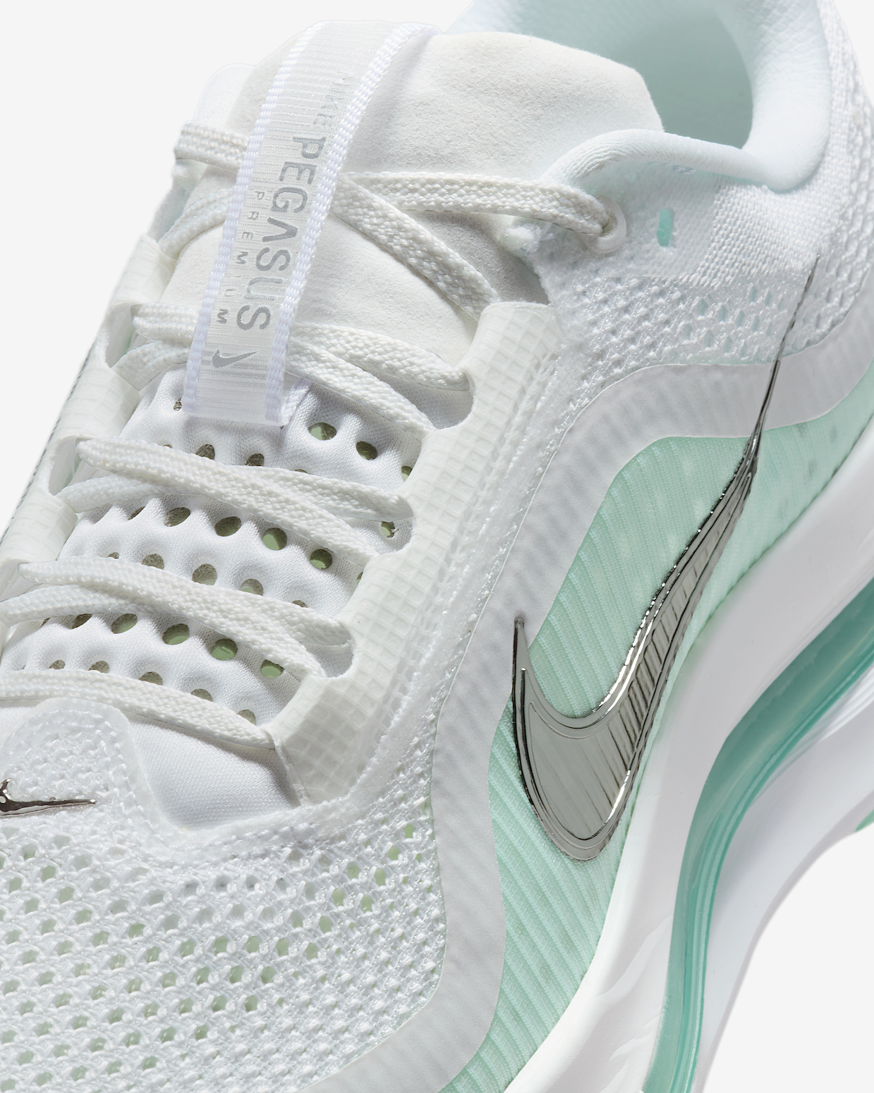 Nike Pegasus Premium Women's Road Running Shoes - 7
