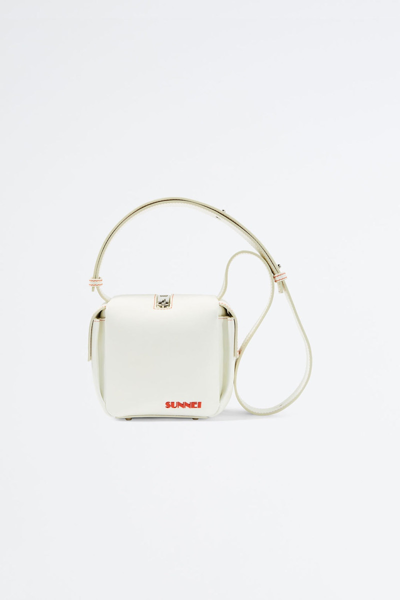 WHITE LACUBETTO BAG 1