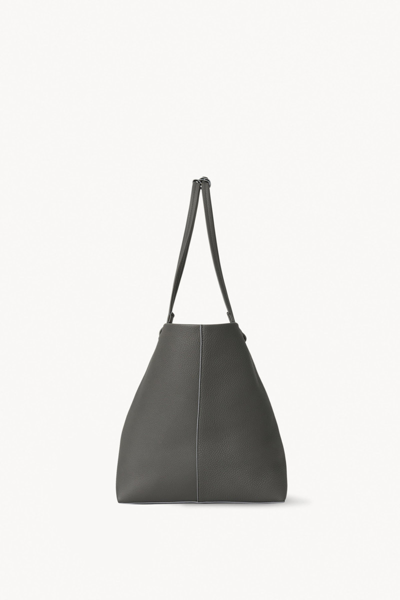 XL Park Tote in Leather 3