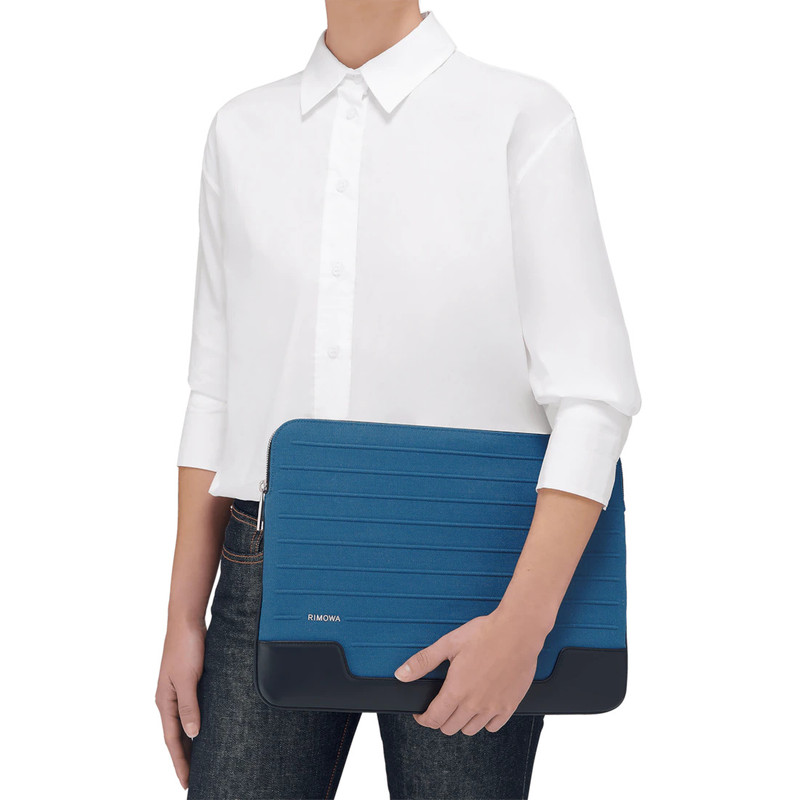 Never Still Flat Pouch 7