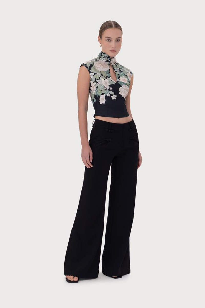 SAU LEE DARA TOP outlook