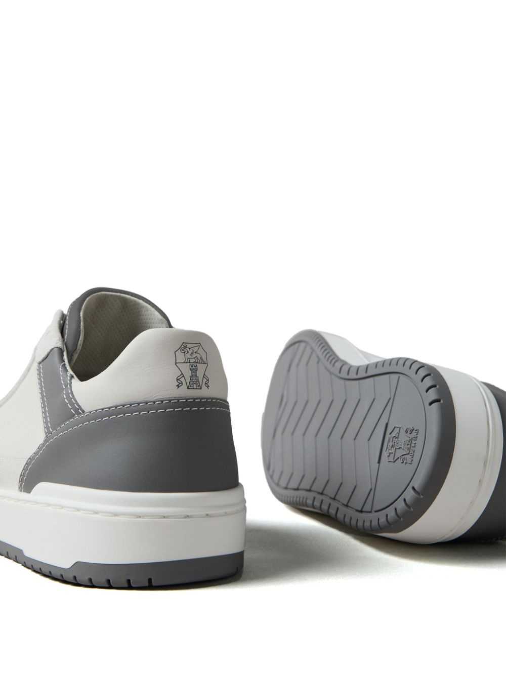 logo-patch leather sneakers - 4