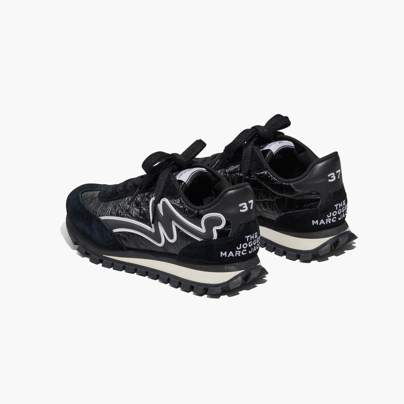 THE CROC-EMBOSSED JOGGER 3