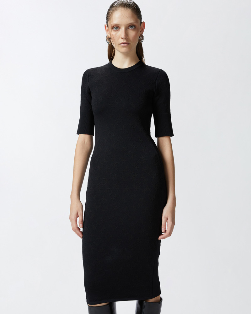 SLIM-FIT 니트 MIDI DRESS 3