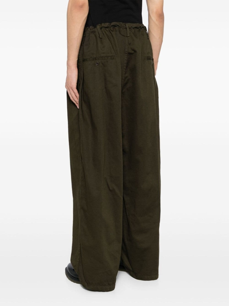 loose-fit trousers 4