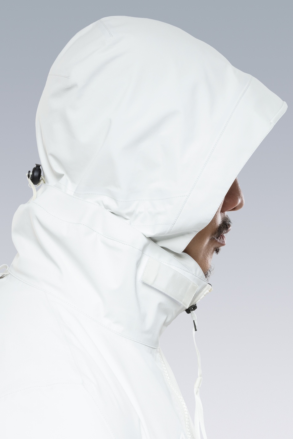 J47TS-GT-WHT 3L Gore-Tex® Pro Tec Sys Interops Jacket White - 36