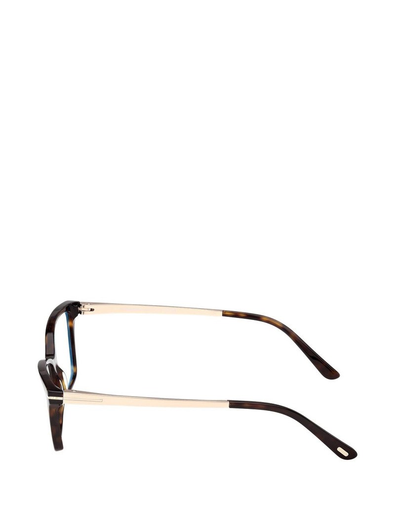 cat-eye glasses 3