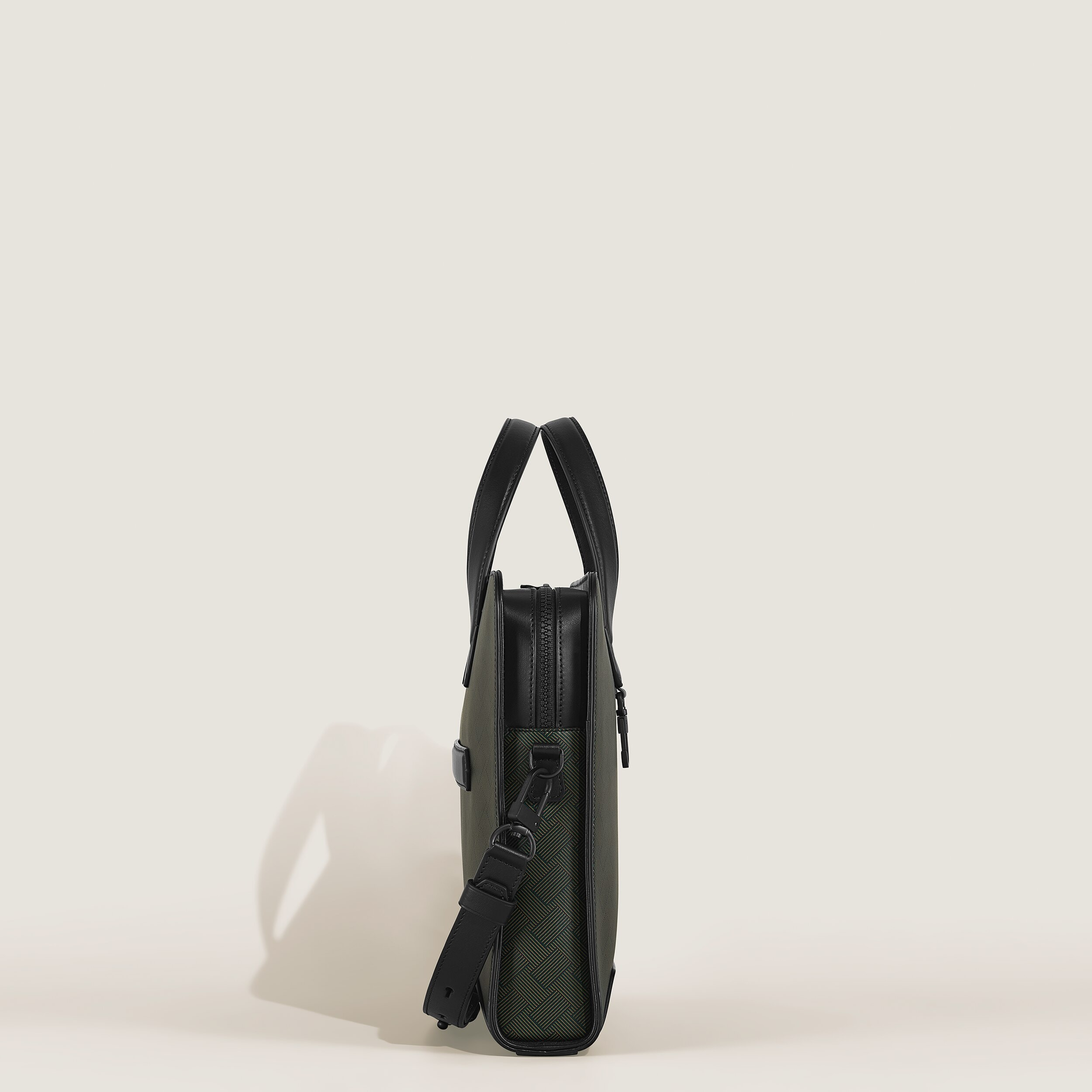 Extreme 3.0 thin document case - 4