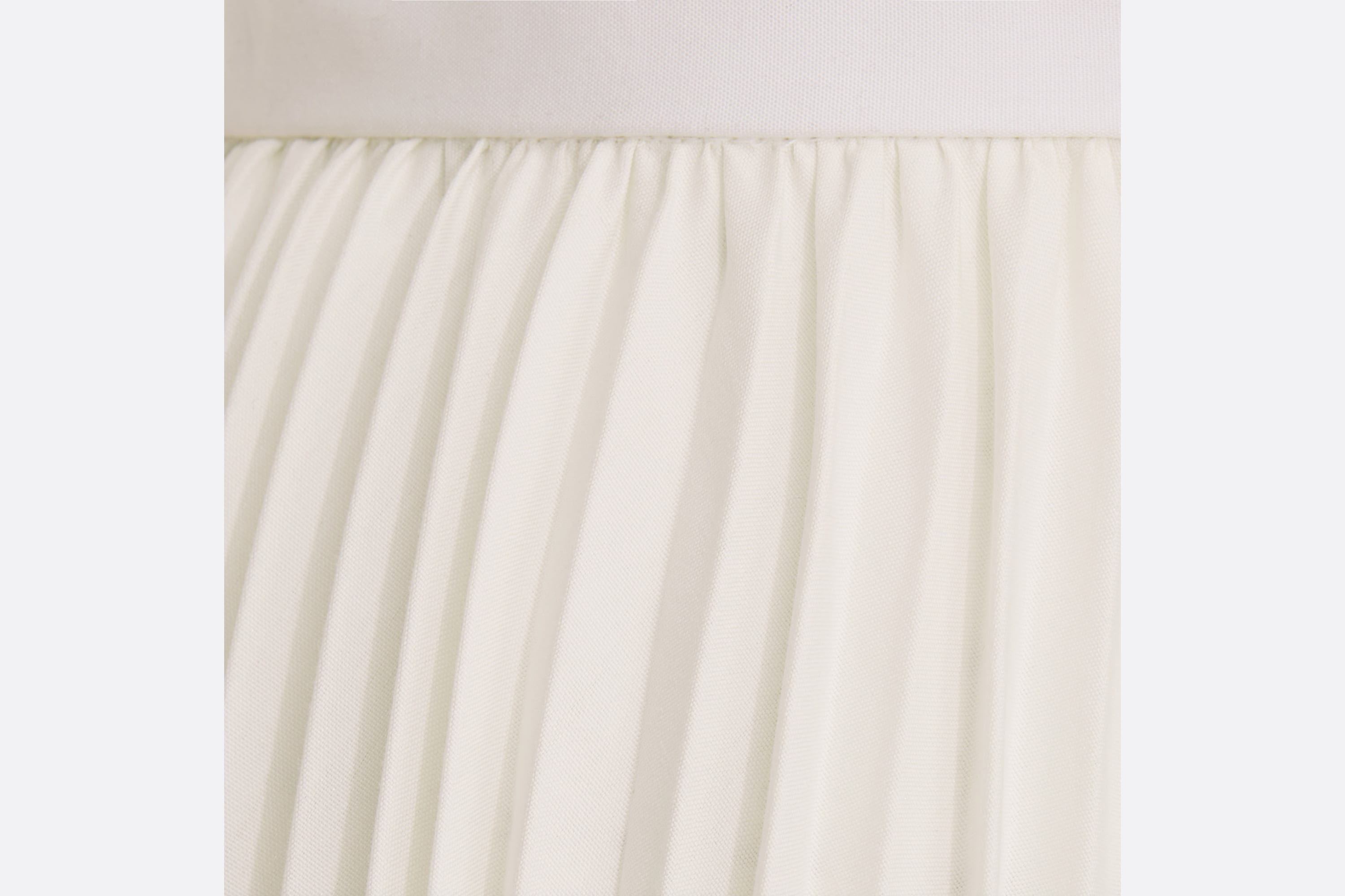 Mid-Length Pleated Skirt - 3