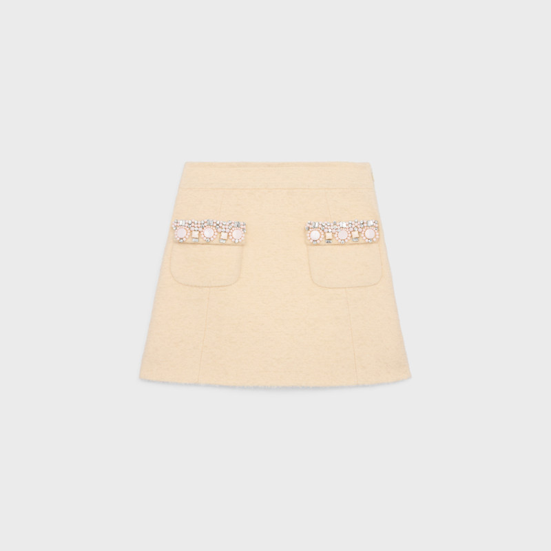 embroidered mini skirt in bouclette natté 1