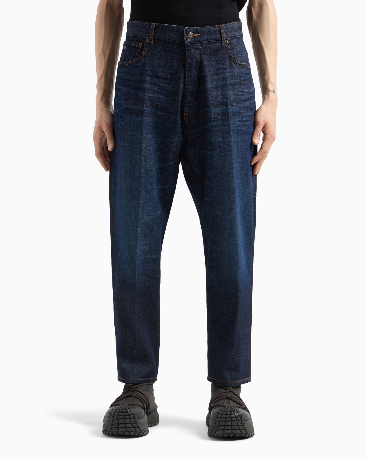 J79 Carrot-fit 11.4 oz rinse-wash denim jeans with veining - 2