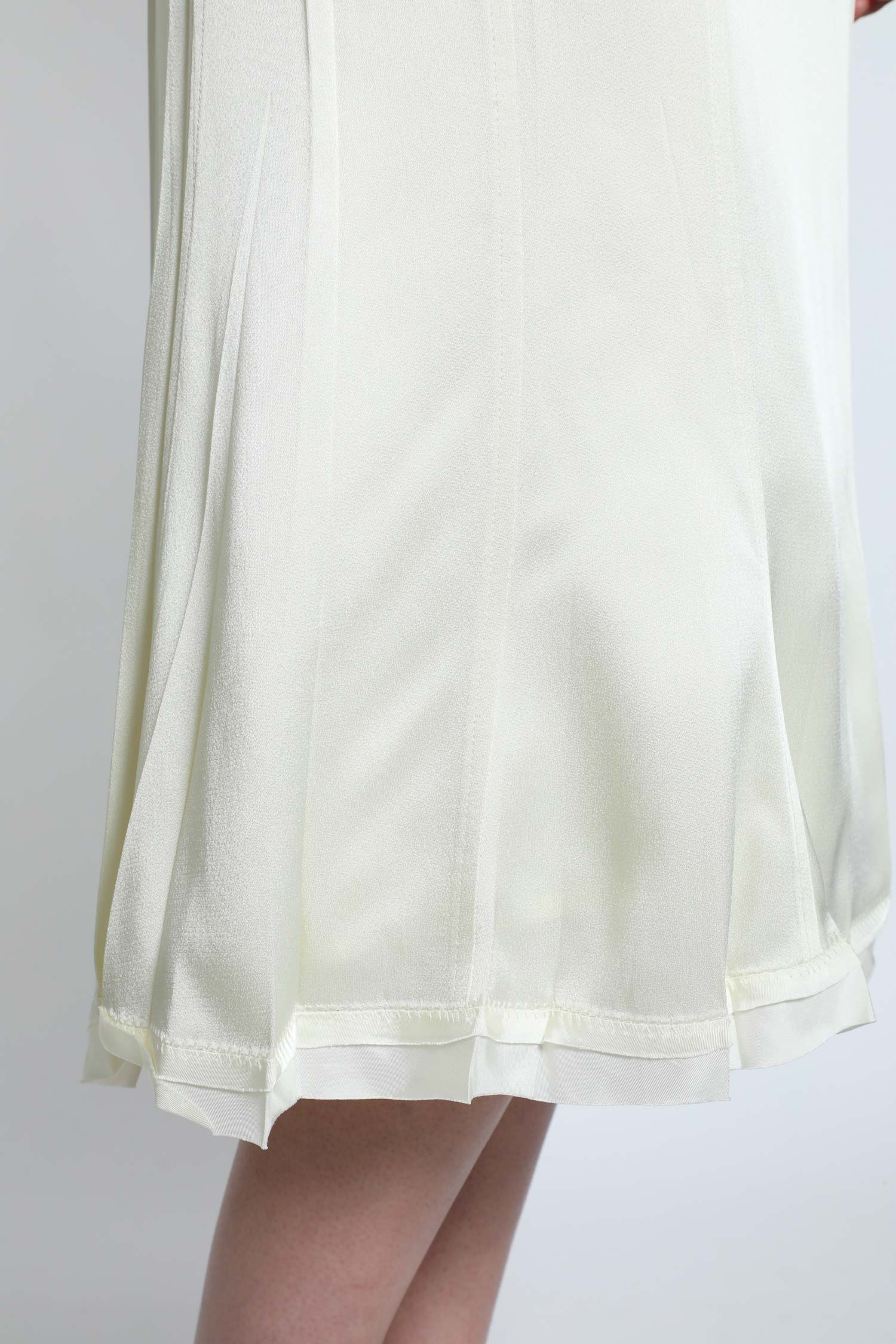 Envers-Satin-Flared-Skirt - 4