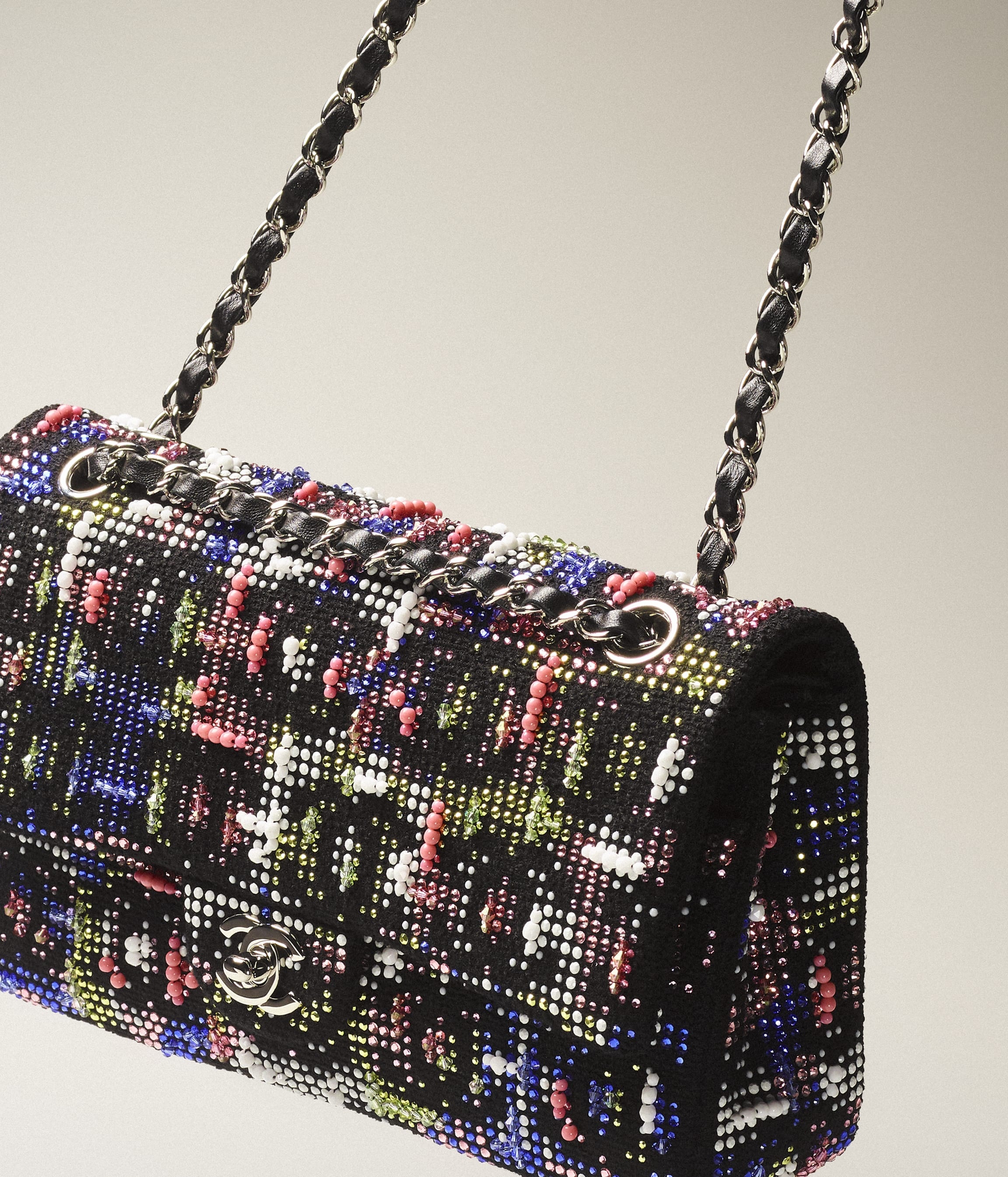 Classic Handbag - 4