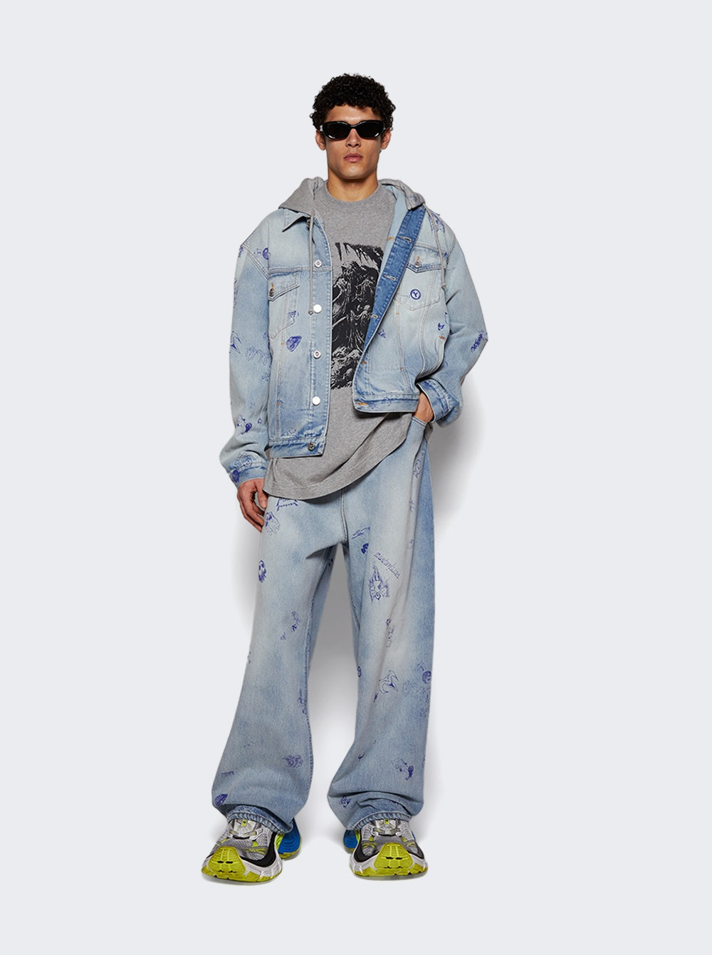 Scribbled Hooded Jacket Light Blue - 2