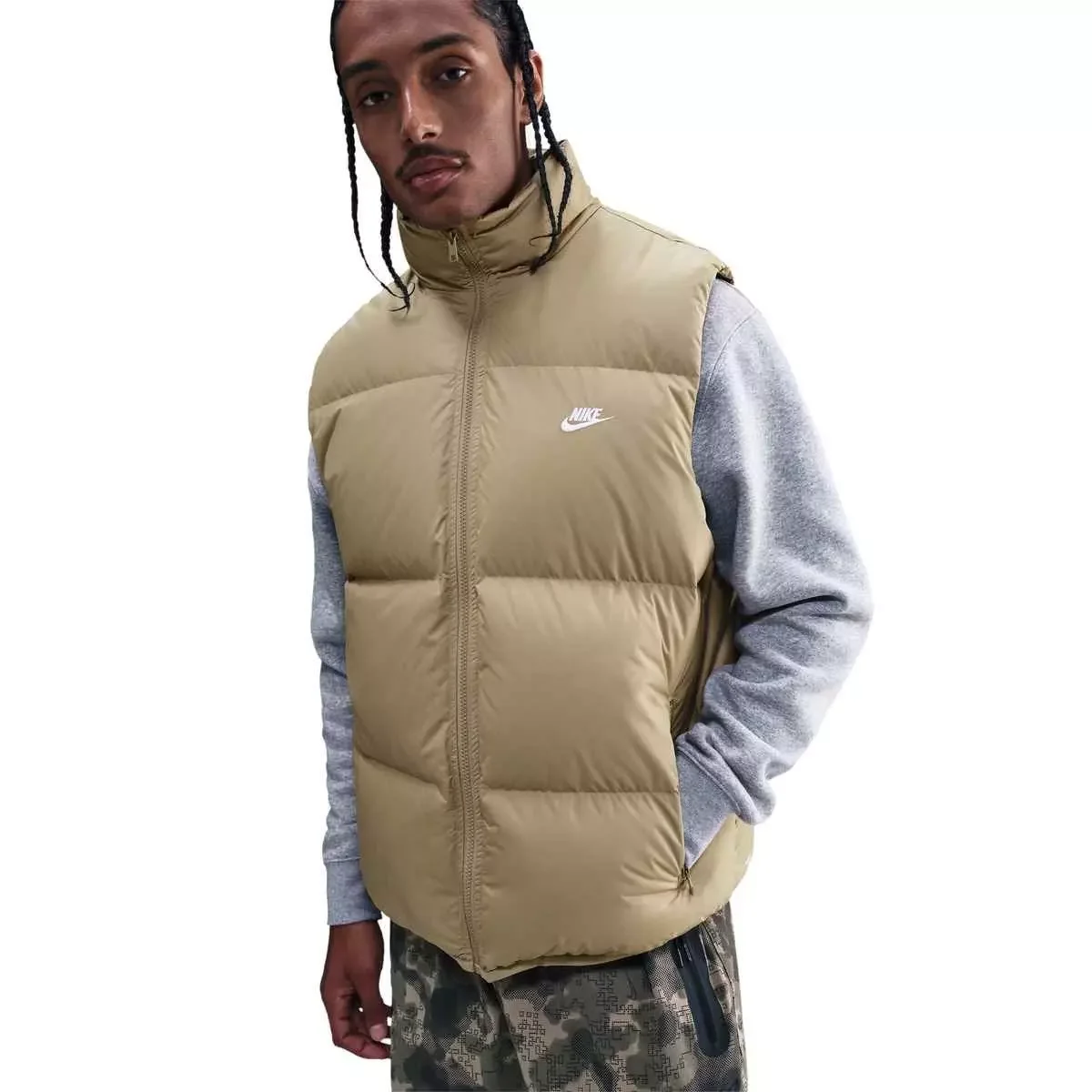 Men's Sportswear Club Therma-FIT Puffer Vest - 1