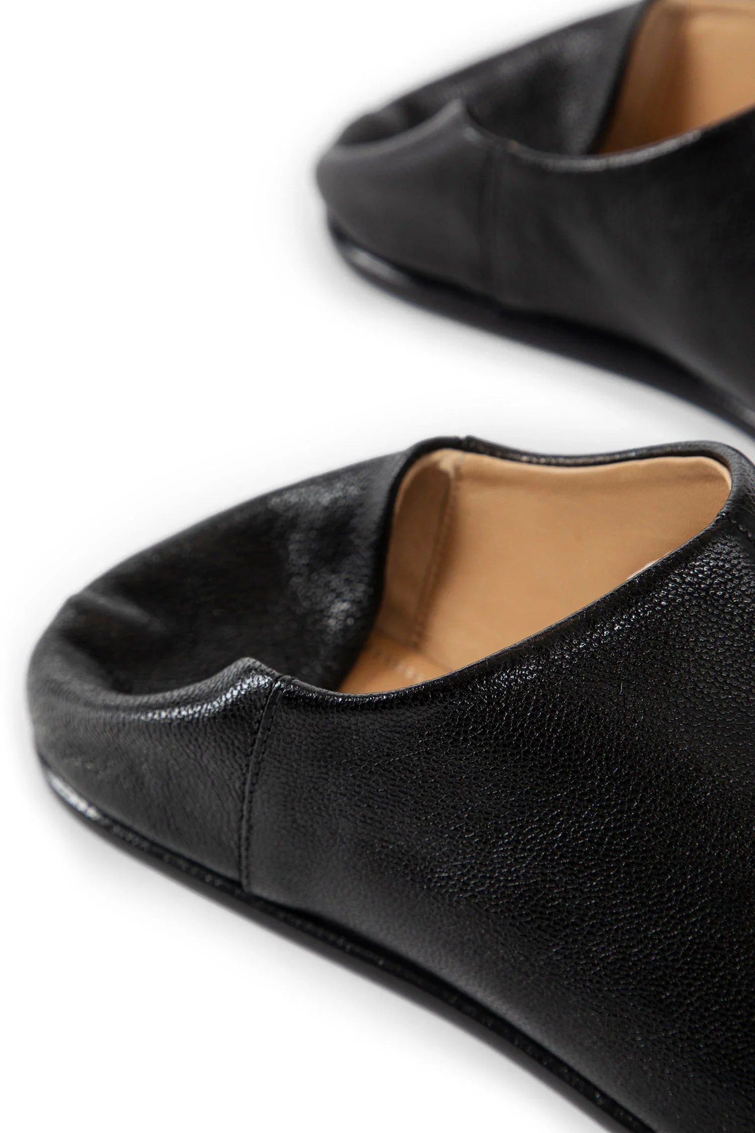 MAISON MARGIELA MAN BLACK LOAFERS - 7