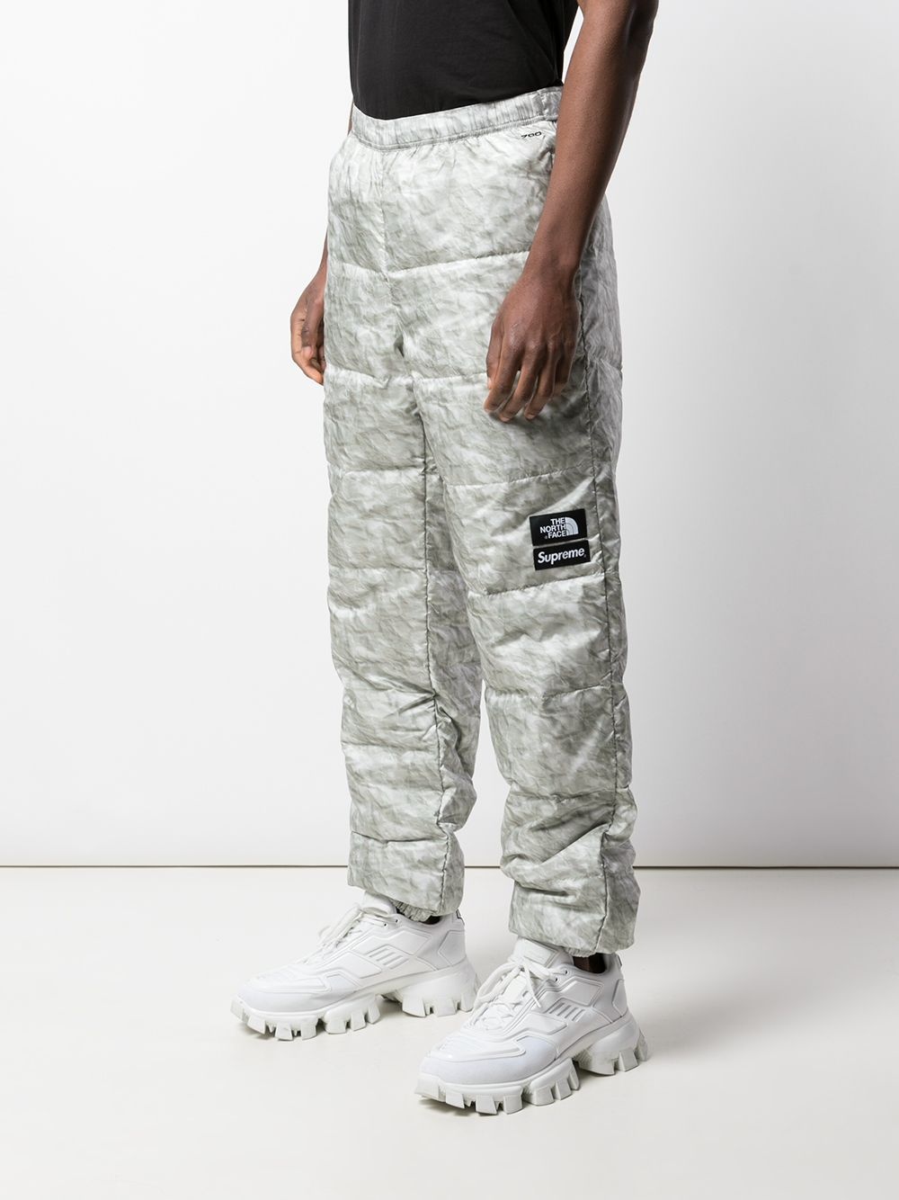 x The North Face paper trousers - 3