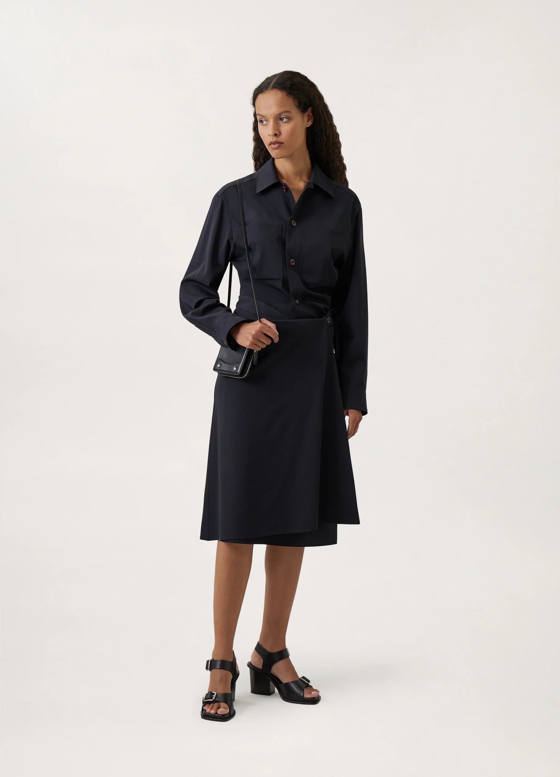 TWISTED WRAP OVER SKIRT
LIGHT WOOL GABARDINE - 4