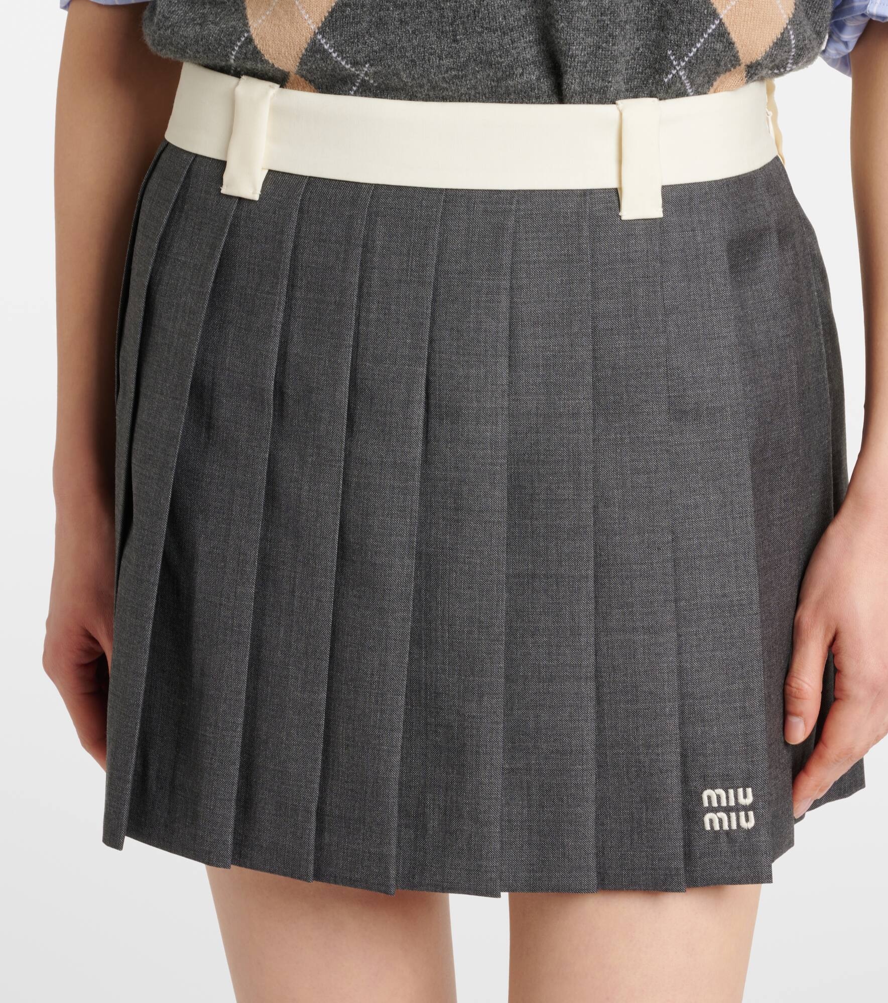 Pleated wool grisaille miniskirt - 4