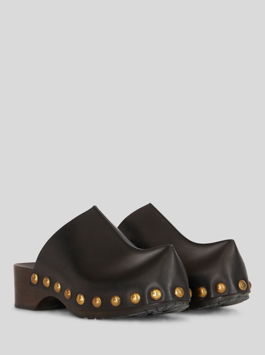 LEATHER CLOGS - 3