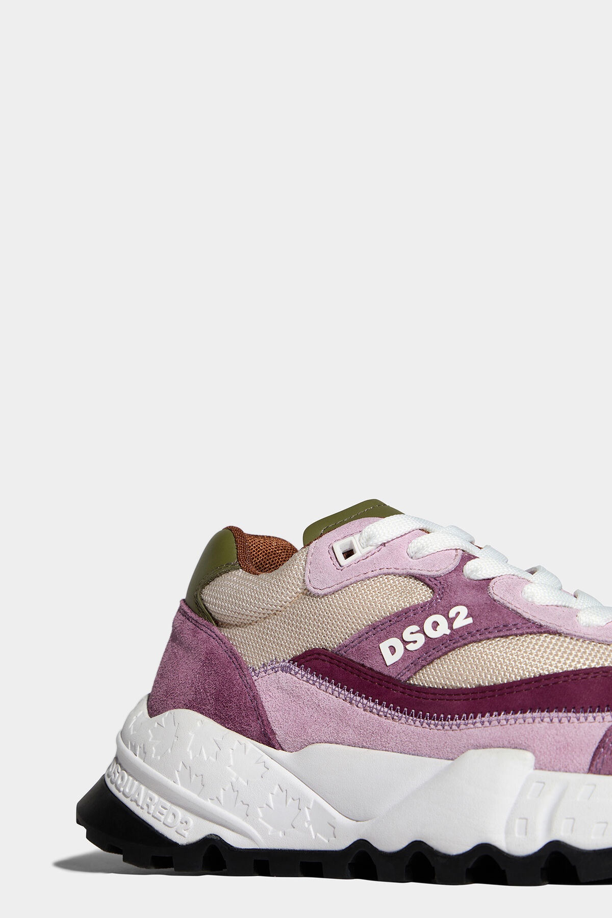 FREE SNEAKERS - 4