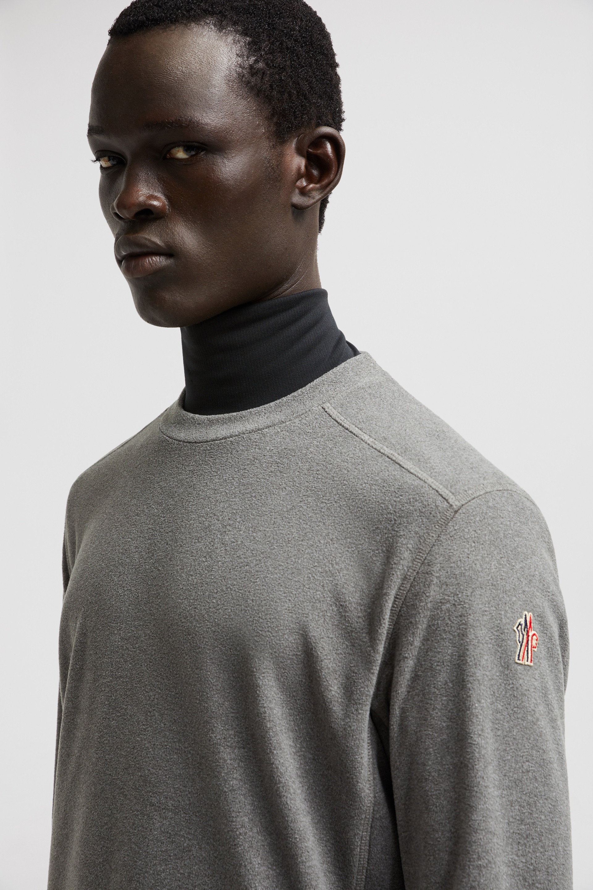 Sweatshirt - 4