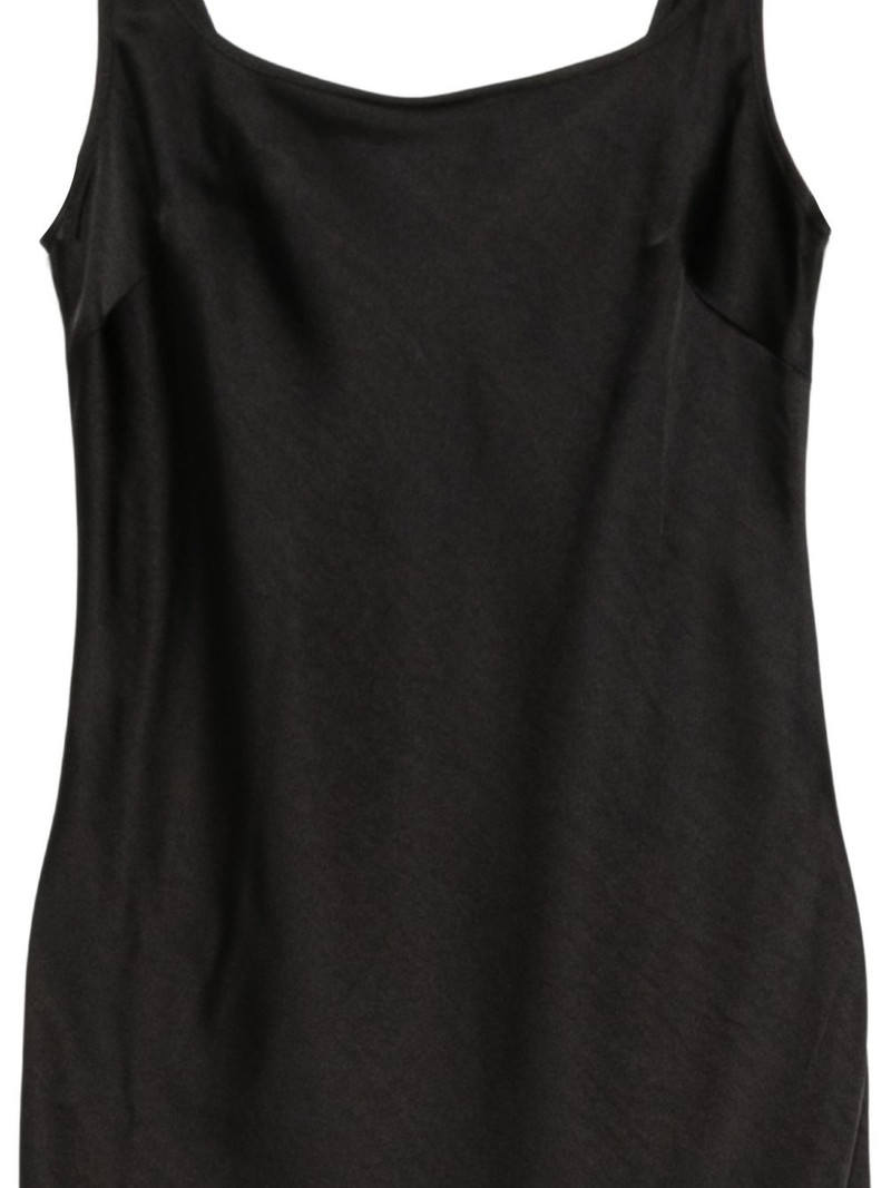 square-neck dress 3