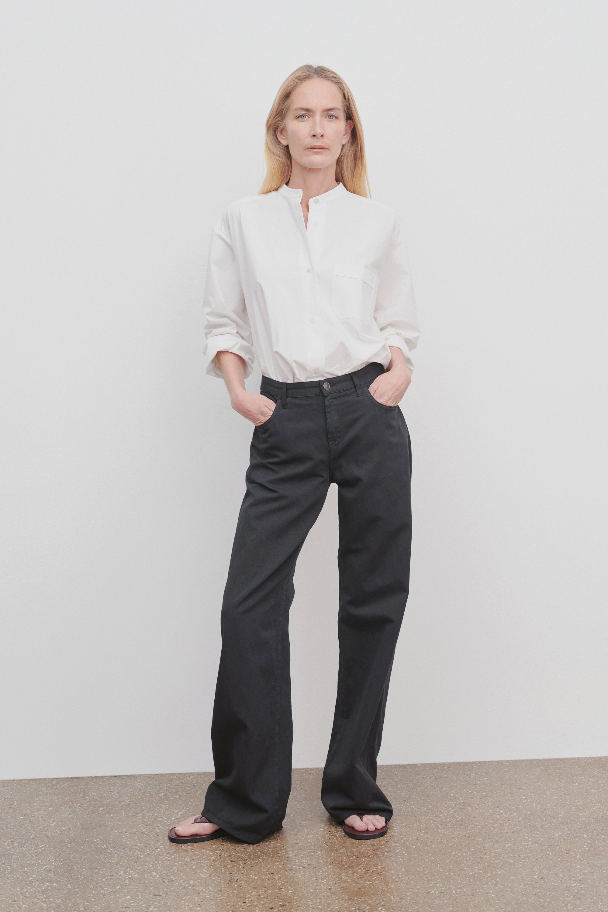 国内即発【The Row】Eglitta Jean in Cotton パンツ 6525S Eglitta Jean 화이트 in Cotton – The Row