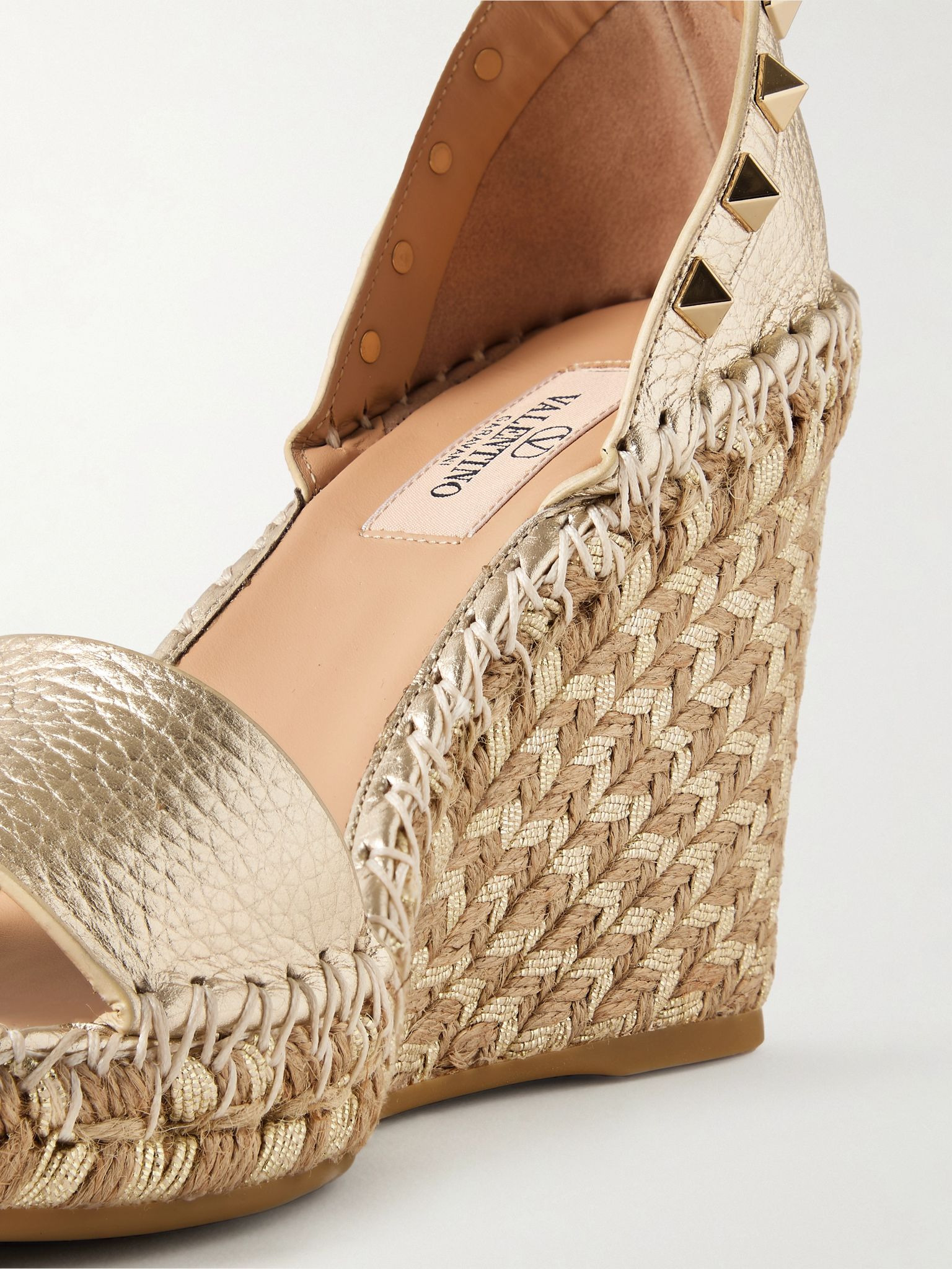 Rockstud 105 metallic textured-leather espadrille wedge sandals Gold - 4