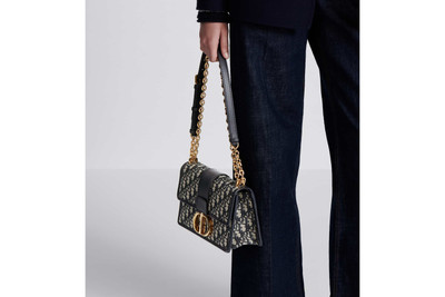 Dior 30 Montaigne Chain Bag outlook