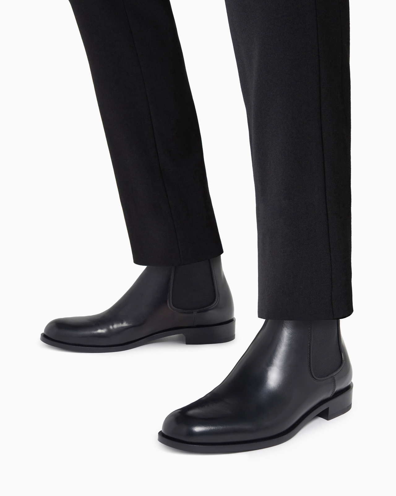 Antique-effect leather ankle boots - 7