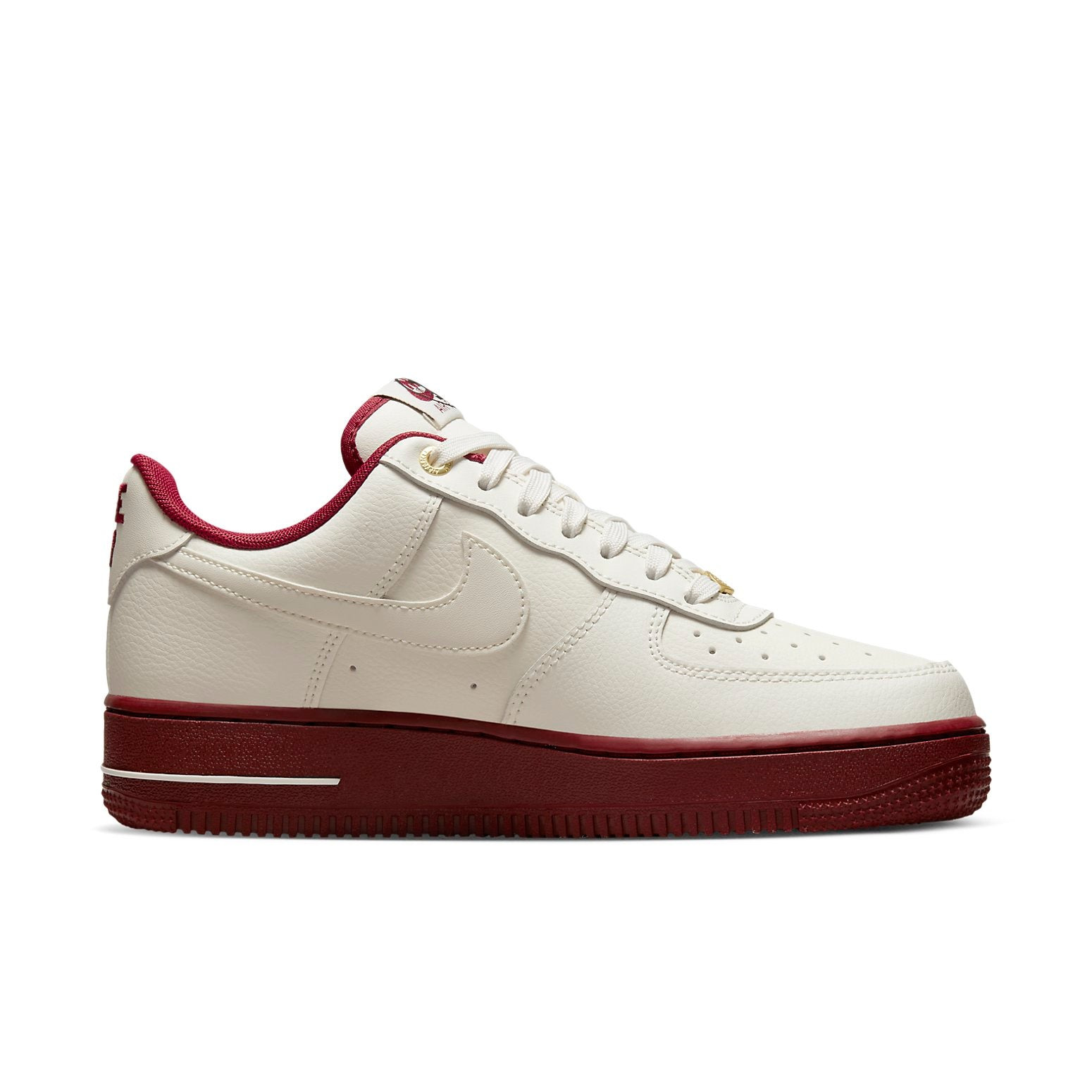 (WMNS) Nike Air Force 1 '07 SE '40th Anniversary - Sail Team Red' DQ7582-100 - 2