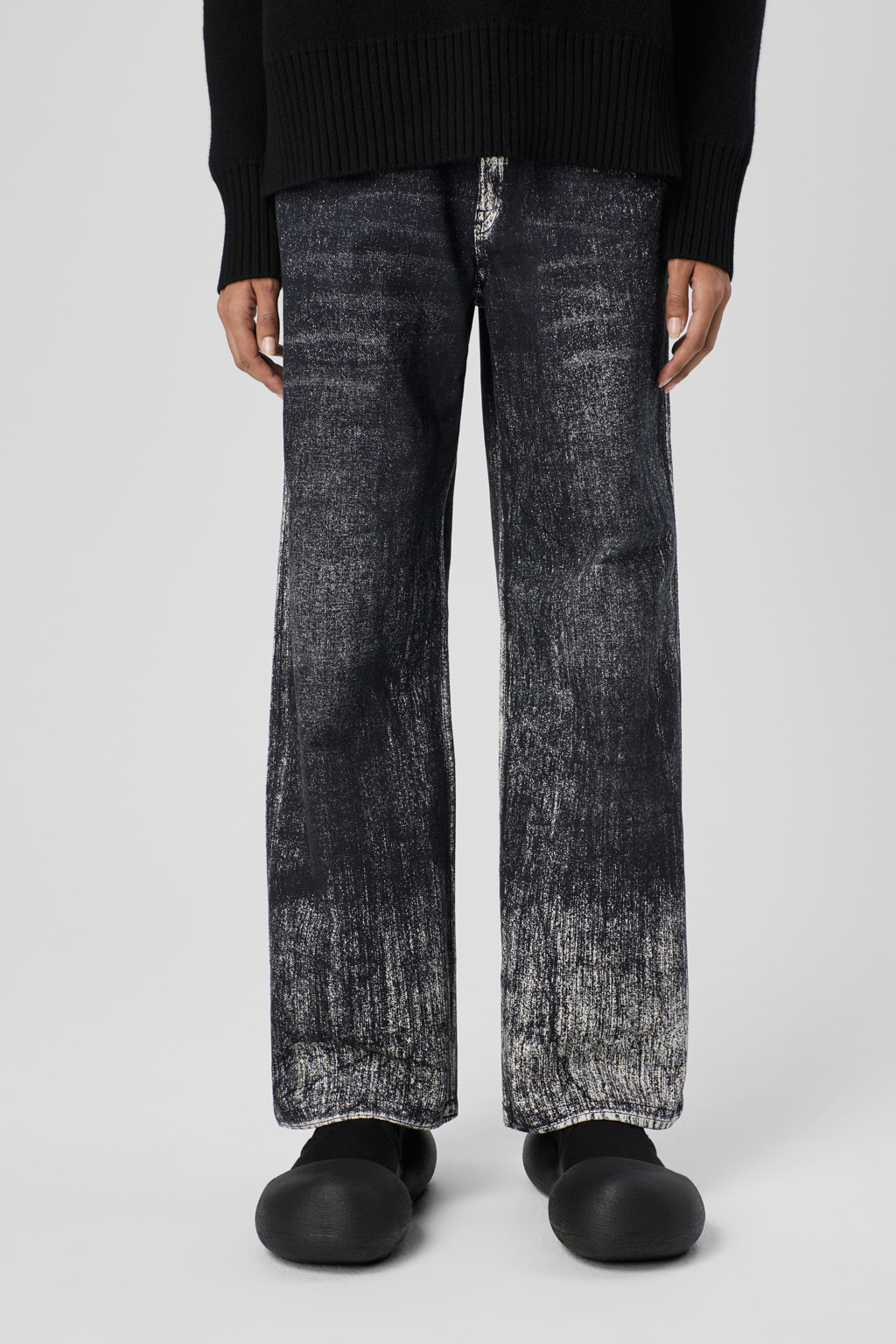 Muted black denim jeans - 5