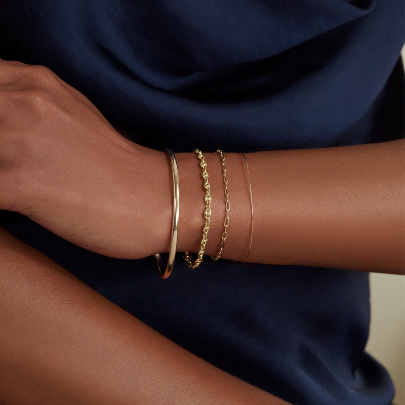 Golden Classic Bangle 3