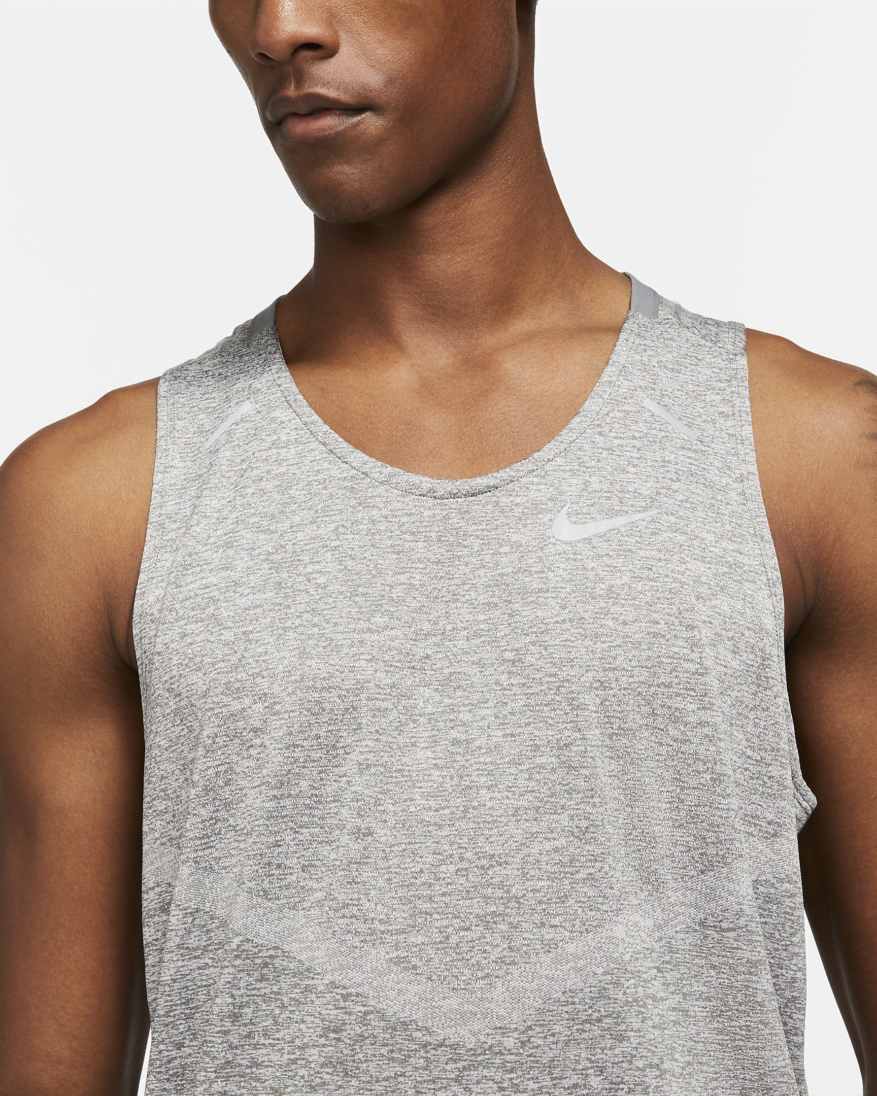 Nike Rise 365 Men's Dri-FIT Running Tank - 3