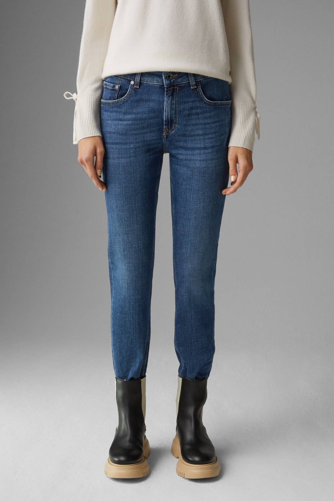 GIRLFRIEND FIT BRIDGET JEANS IN DENIM BLUE - 2