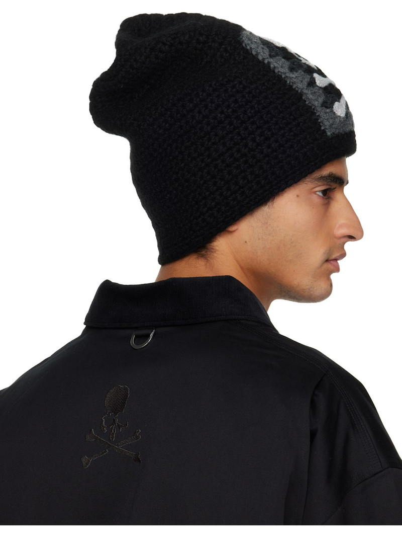 Black MW Hand Knitted Beanie 3
