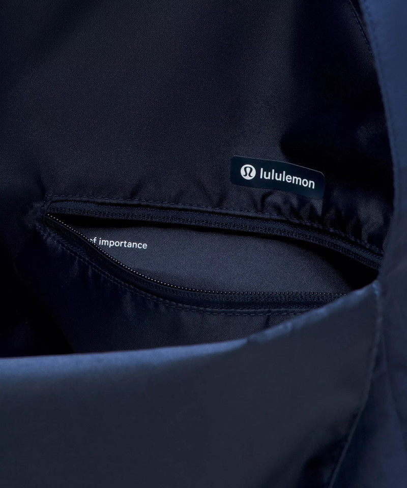 Lightweight Carry-All Tote Bag 20L 4